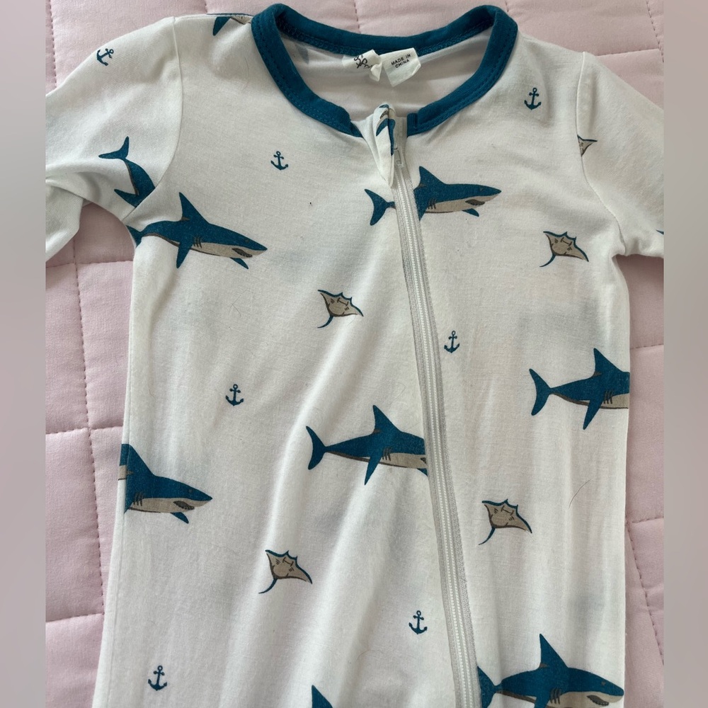 Kyte Baby RETIRED Deep Sea Shark Teal Zip Footie Size 3-6 Months